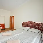 Apartamento 5 Bedroom Riga