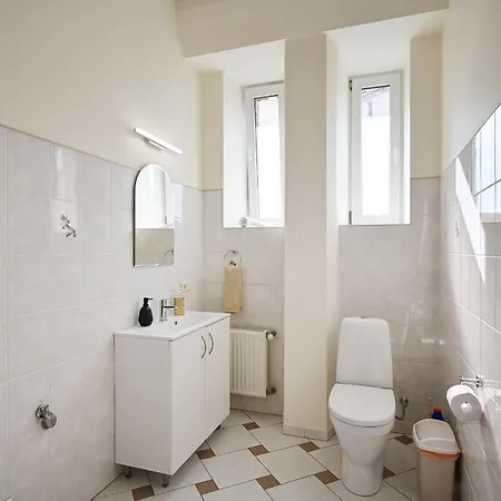5 Bedroom Appartamento