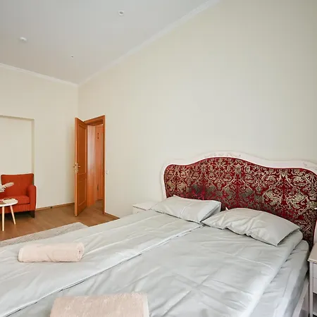 Appartamento 5 Bedroom Riga